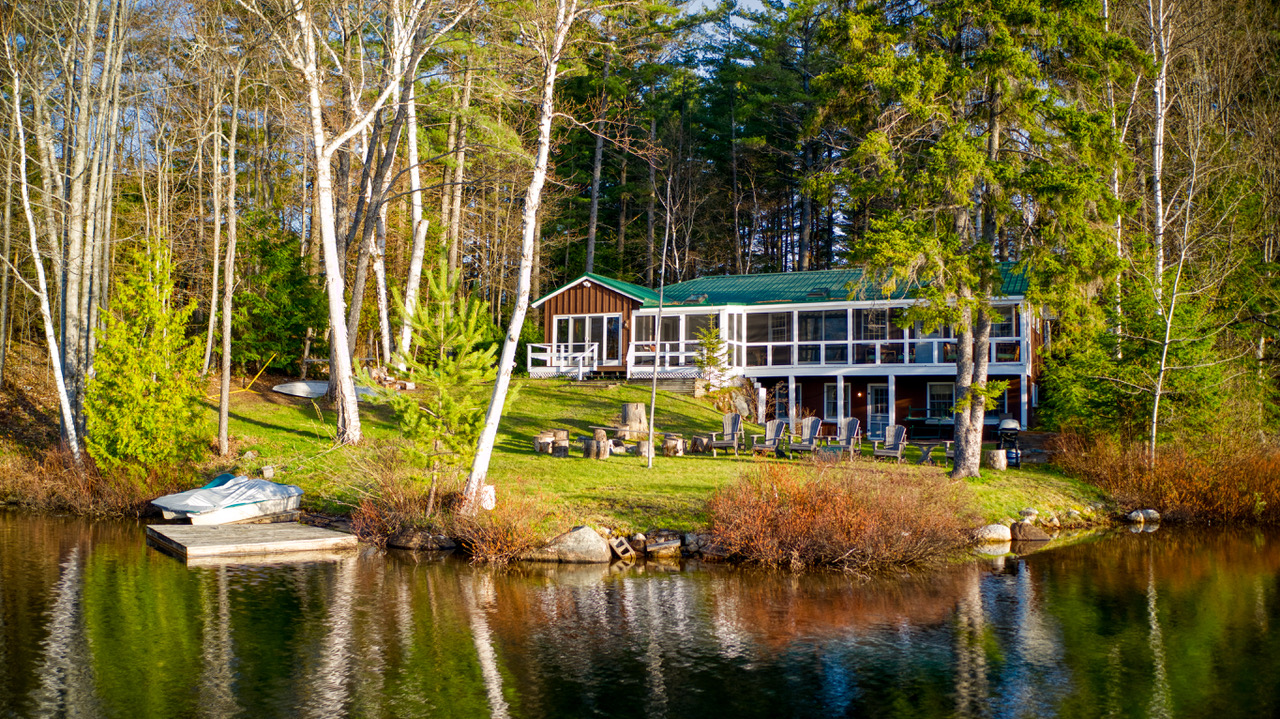 waterfront vacation rental on Mirror Lake in Lake Placid NY